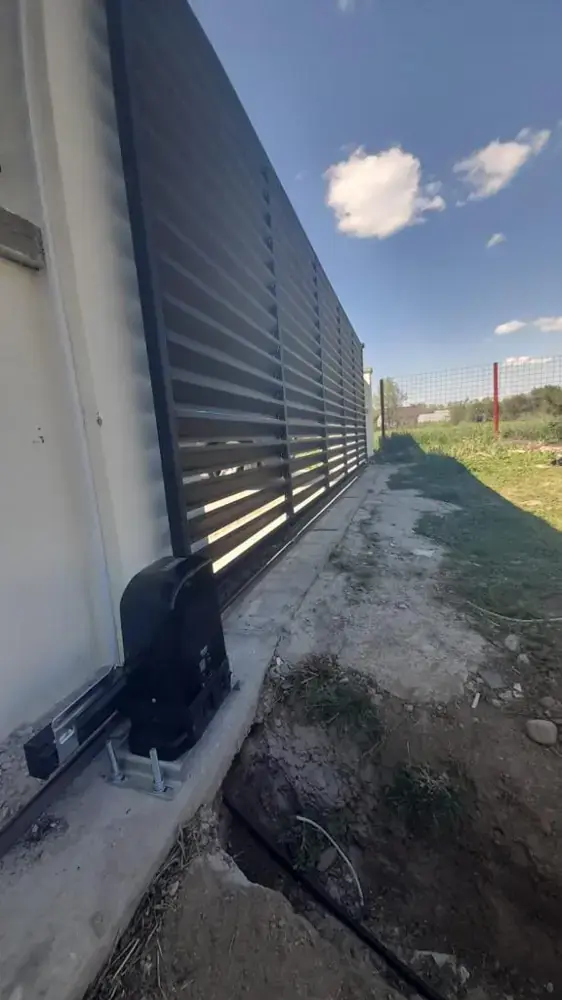 Execuţie montaj AUTOMATIZARE POARTĂ CULISANTĂ – Rascaeti Dambovita