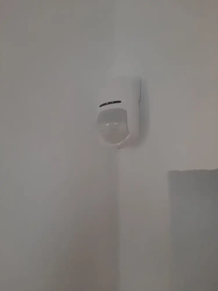 Execuţie montaj sistem antiefracţie (alarmă) HIKVISION WIRELESS -Giurgiu