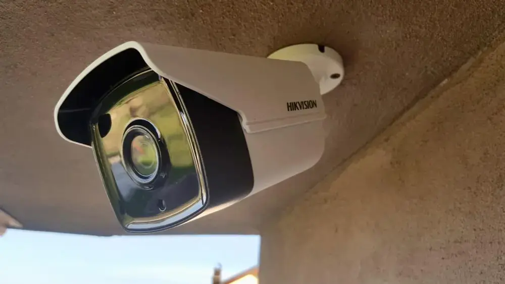 Execuție montaj sistem supraveghere Hikvision – Floresti,Prahova