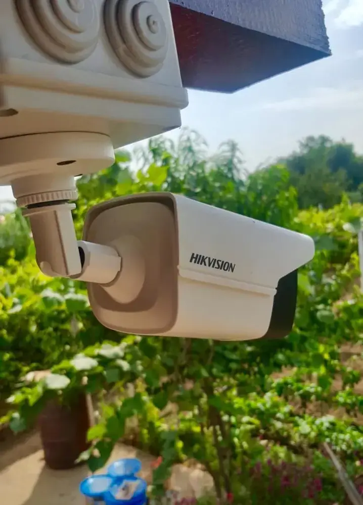 Execuție montaj sistem supraveghere Hikvision – Rușețu, Buzău