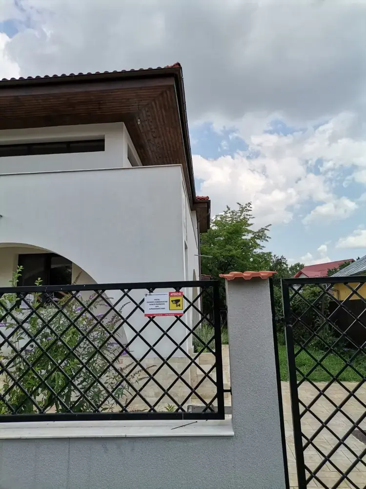 Execuție montaj sistem supraveghere video HIKVISION ColorVu – Targoviste