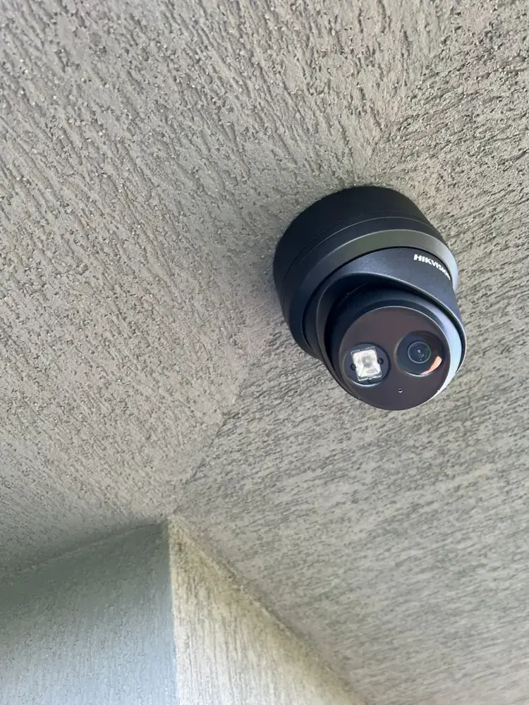 Execuție montaj sistem supraveghere video IP HIKVISION – Aninoasa, Dambovita