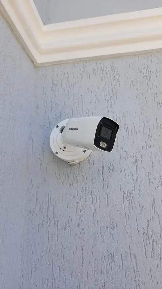 Execuție montaj sistem supraveghere video IP HIKVISION ColorVu – Domnești, Ilfov