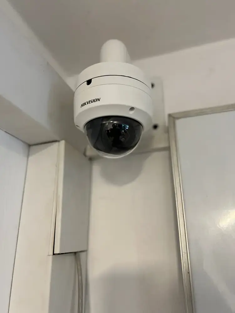 Execuție montaj sistem supraveghere video IP HIKVISION – Targoviste, Dambovita