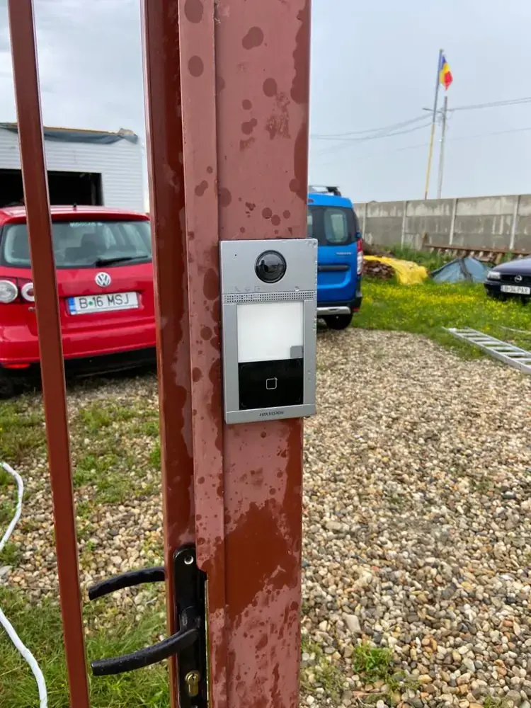 Videointerfon Hikvision – Ghimpati, Dambovita